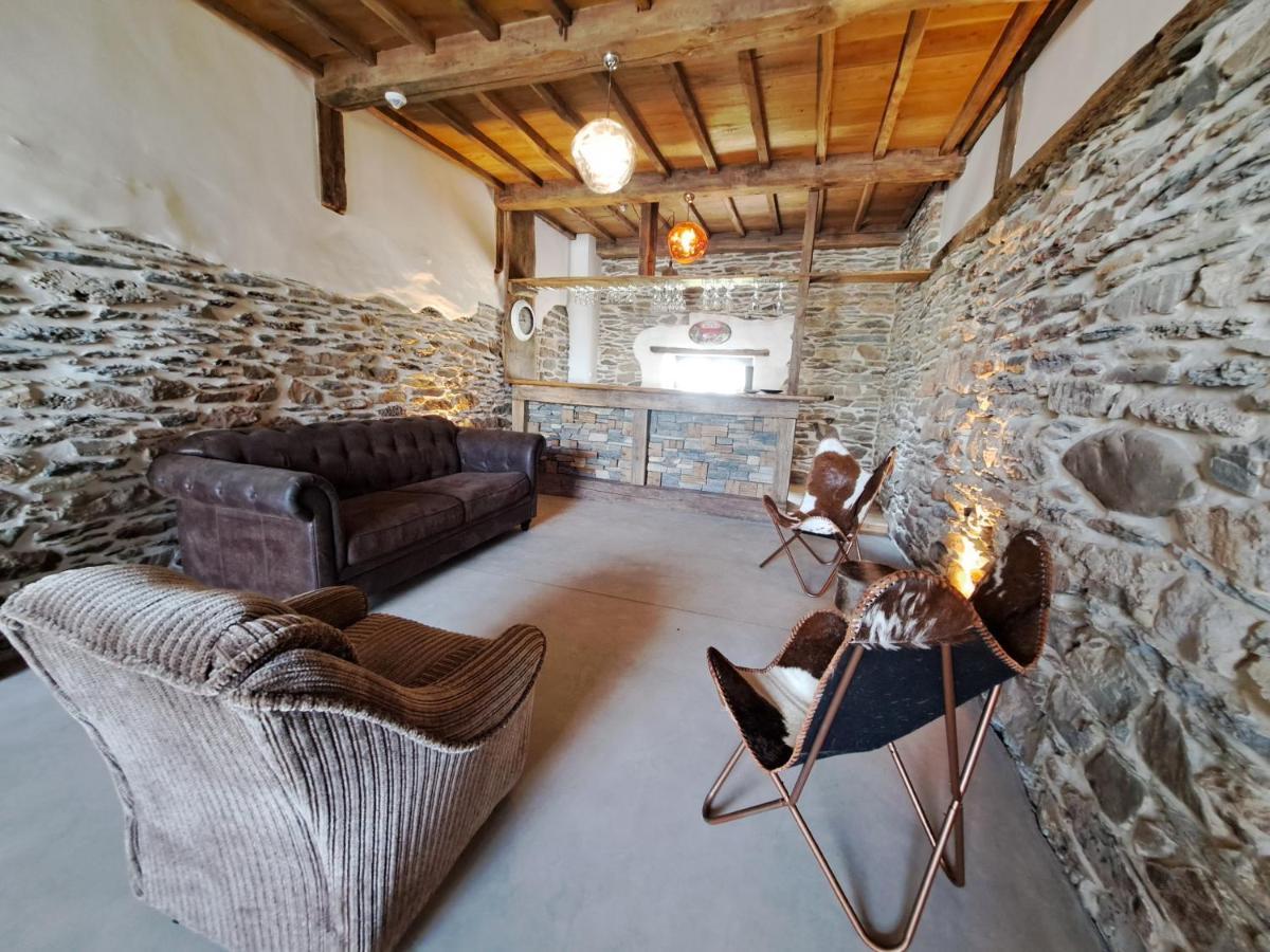 Gite Les 3 Pierres Houffalize Exterior foto