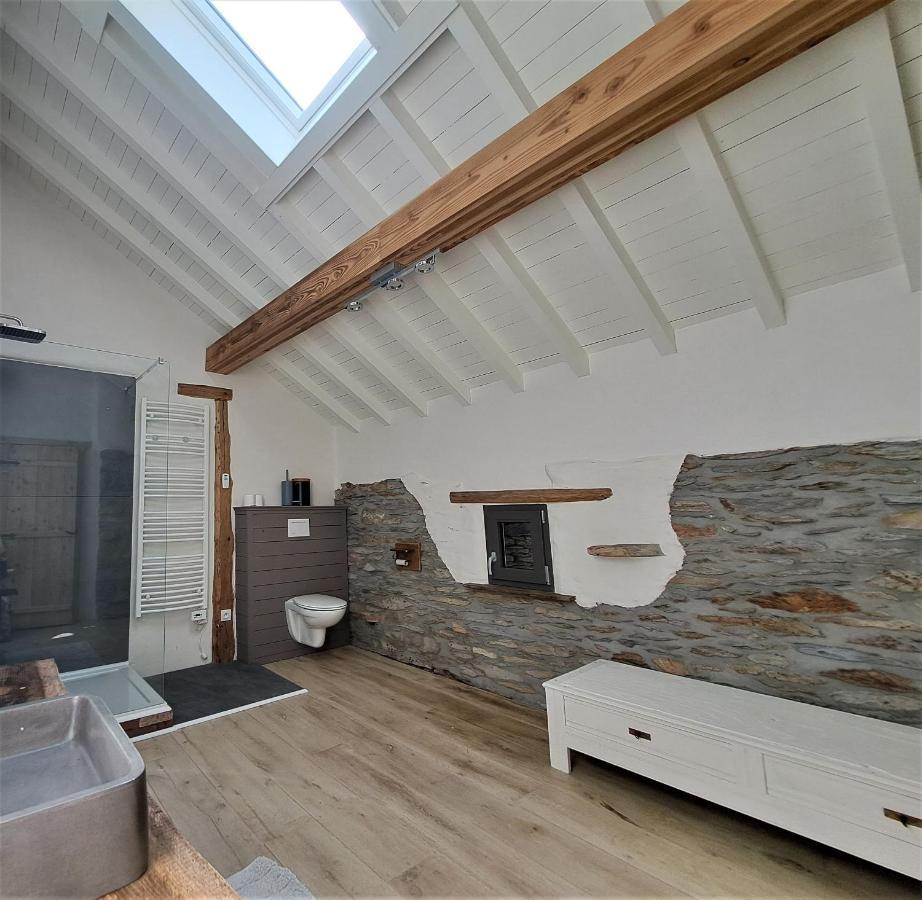 Gite Les 3 Pierres Houffalize Exterior foto